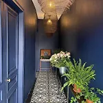 Bed & Breakfast La Maison Du Tripot
