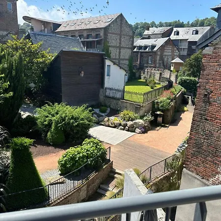 La Maison Du Tripot Couette-café Honfleur