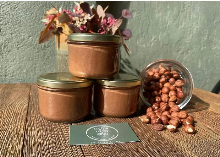 La Maison Du Tripot Bed & Breakfast 3*